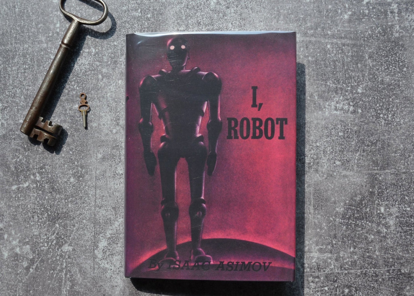 New Edition of I, Robot by Isaac Asimov in a Facsimile First Edition Dust Jacket